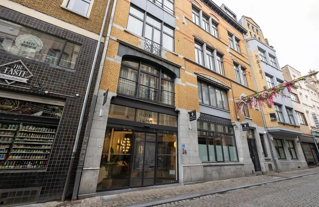 Alma Grand Place Hotel-1